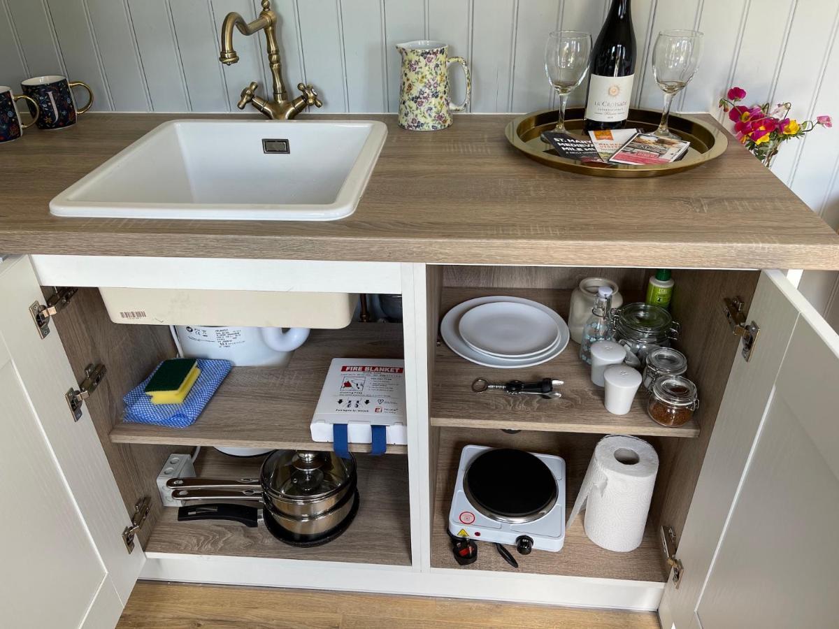 Hawthorn Hut Kilkenny Glamping At Jenkinstown House Hotel Jenkinstown Park Ngoại thất bức ảnh