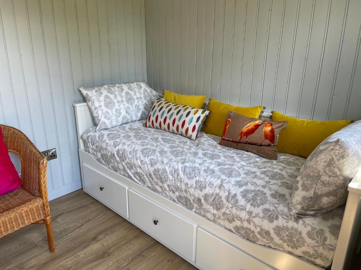 Hawthorn Hut Kilkenny Glamping At Jenkinstown House Hotel Jenkinstown Park Ngoại thất bức ảnh